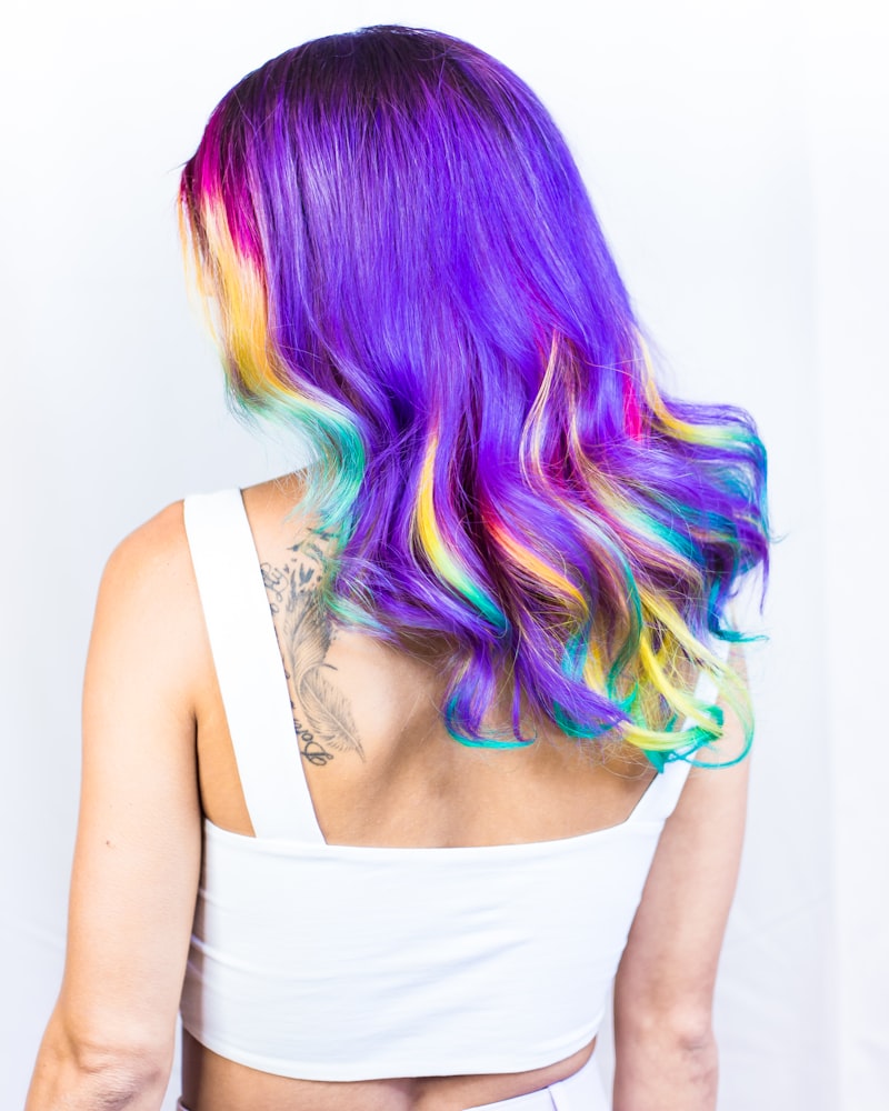 Coloration multicolore vibrante